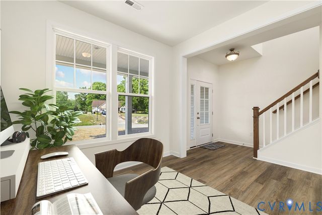 1910 Woodland Trl, Farmville, VA 23901