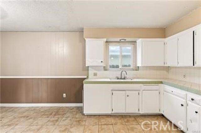 3205 N Parsons, Merced, CA 95340
