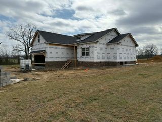 370 Dugout Rd, Summertown, TN 38483