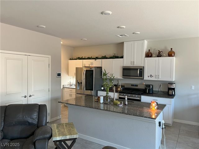 9551 Spyglass Run Avenue, Las Vegas, NV 89178