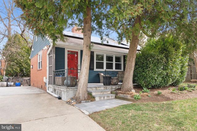 8409 OLD GEORGETOWN ROAD, Bethesda, MD 20814