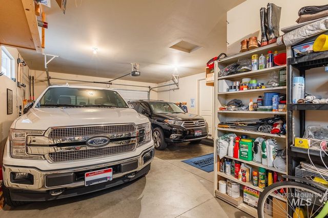 178 E. Rio Colinas Dr., Meridian, ID 83646