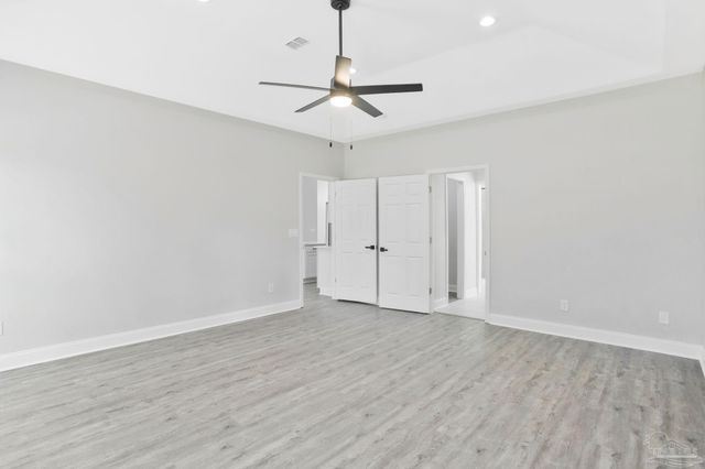 2409 Sweetheart Ln, Pensacola, FL 32526