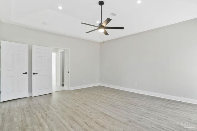 2409 Sweetheart Ln, Pensacola, FL 32526