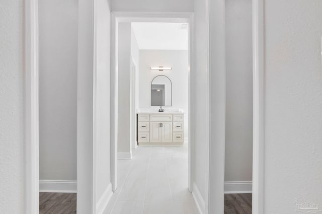 2409 Sweetheart Ln, Pensacola, FL 32526