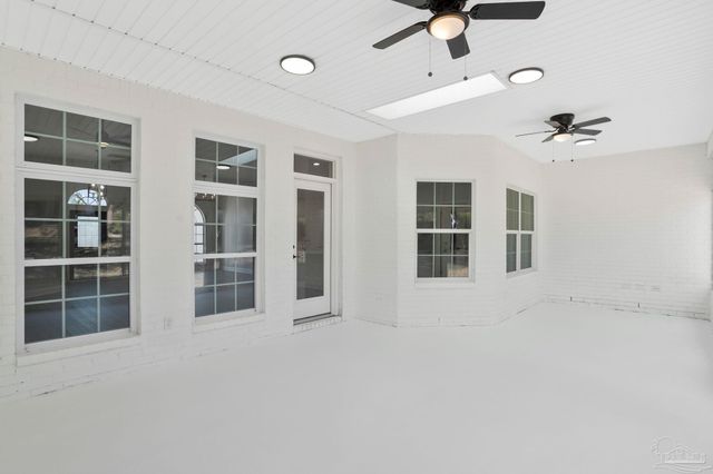 2409 Sweetheart Ln, Pensacola, FL 32526