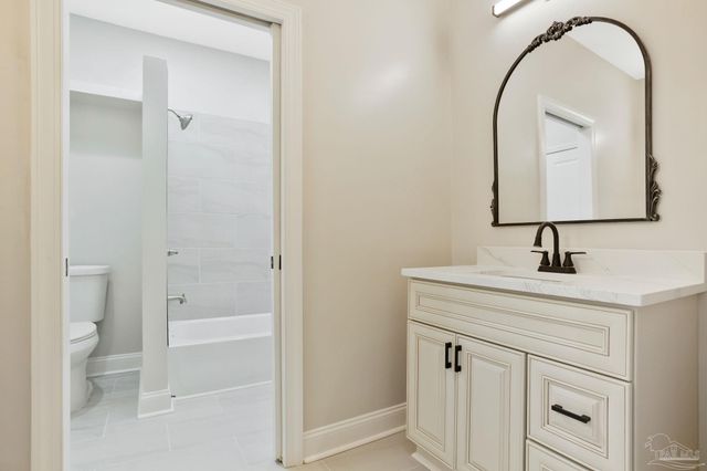 2409 Sweetheart Ln, Pensacola, FL 32526