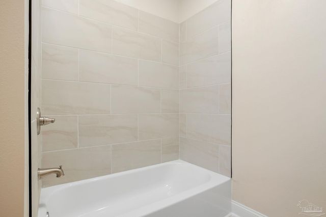 2409 Sweetheart Ln, Pensacola, FL 32526