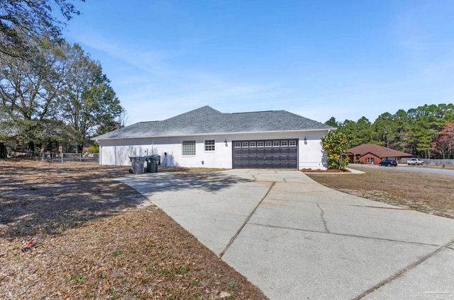2409 Sweetheart Ln, Pensacola, FL 32526
