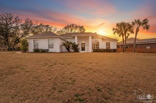 2409 Sweetheart Ln, Pensacola, FL 32526