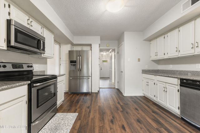 30 Independence Drive, 30, Gulfport, MS 39507