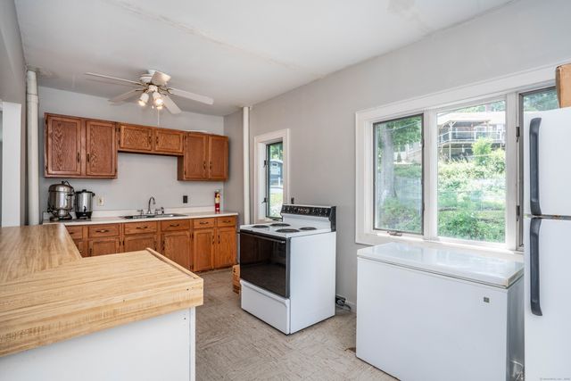 262 Shetucket Turnpike 1, Griswold, CT 06351