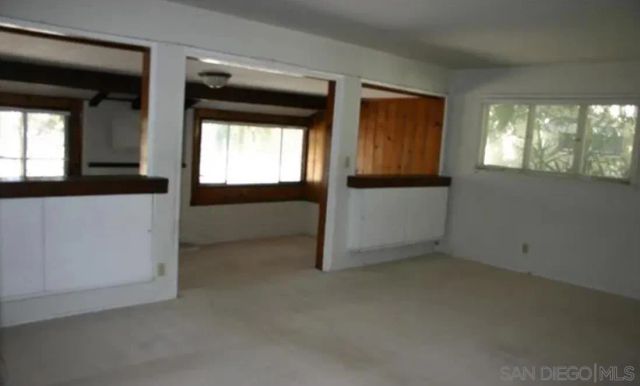 7535 Magnolia Ave, Riverside, CA 92504