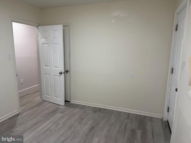 10 W BURTON AVE, New Castle, DE 19720