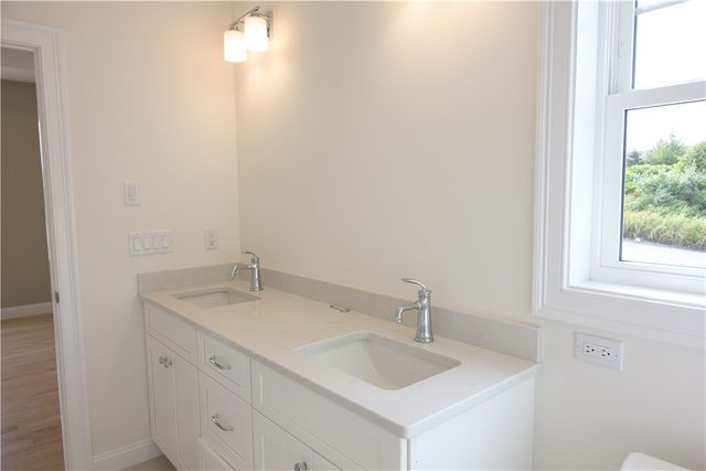 153 Revolution Way, Middletown, RI 02840