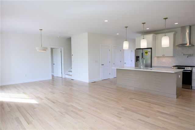 153 Revolution Way, Middletown, RI 02840