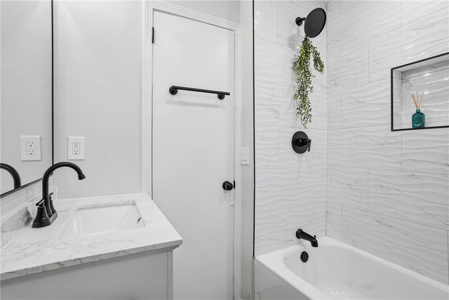 5379 Madison, Bethel Park, PA 15102