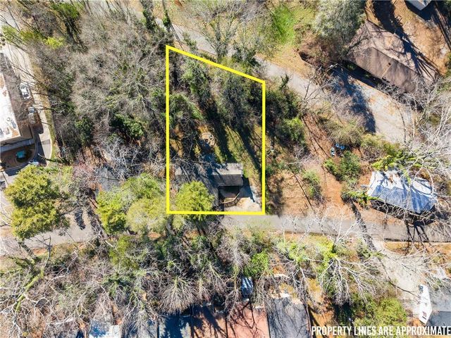 86 Pine Street, Dahlonega, GA 30533