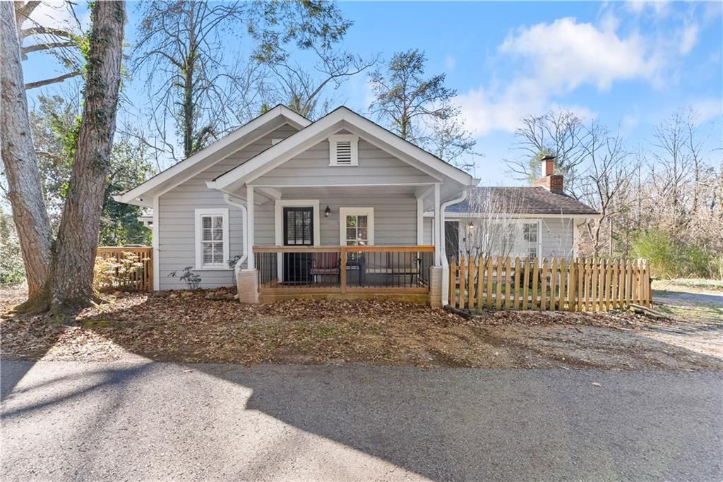 86 Pine Street, Dahlonega, GA 30533