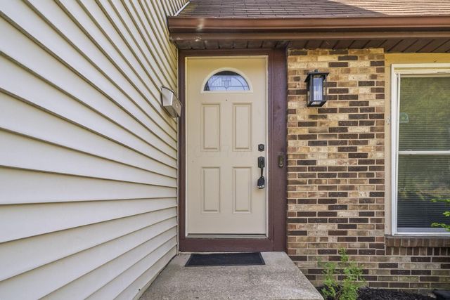 405 Huber Village Boulevard, Westerville, OH 43081