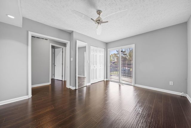 405 Huber Village Boulevard, Westerville, OH 43081