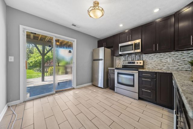 405 Huber Village Boulevard, Westerville, OH 43081