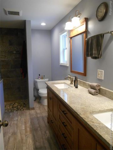 2704 Genny Ridge Drive, Lapeer, MI 48446