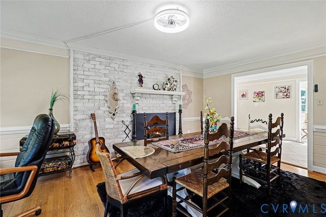 7101 N Hairpin Dr, Quinton, VA 23141