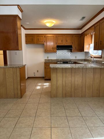 1460 Crowndale Drive, Sumter, SC 29150