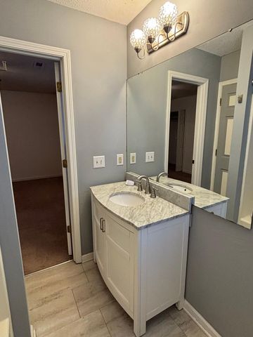 1460 Crowndale Drive, Sumter, SC 29150