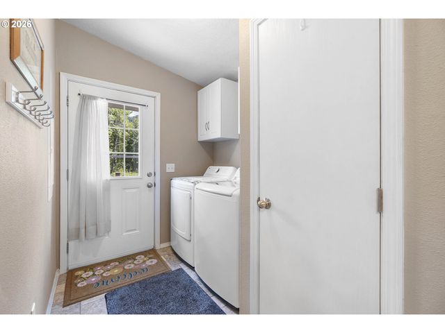 252 BLACKLEDGE Rd, Carson, WA 98610