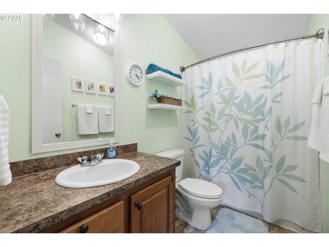 252 BLACKLEDGE Rd, Carson, WA 98610