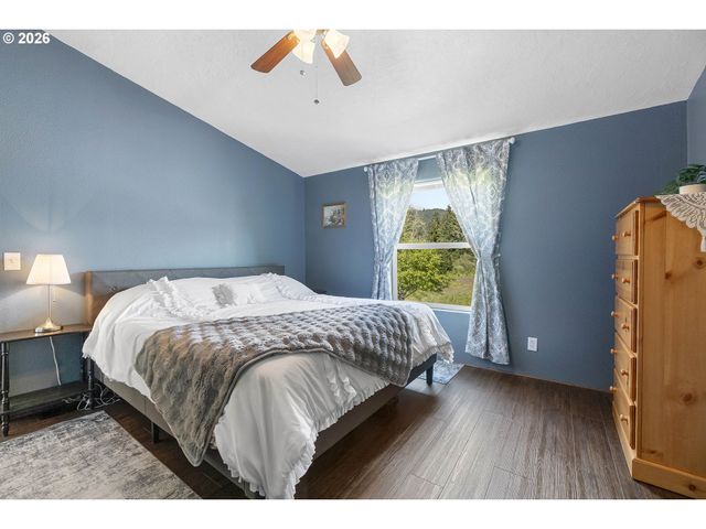 252 BLACKLEDGE Rd, Carson, WA 98610