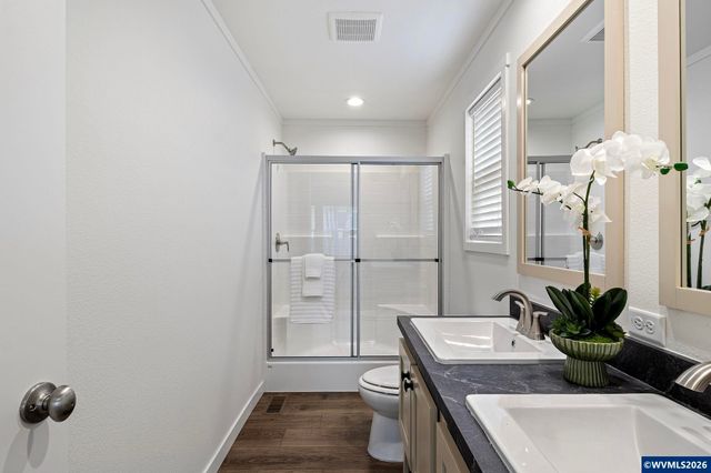 631 E Ellendale Av 206, Dallas, OR 97338