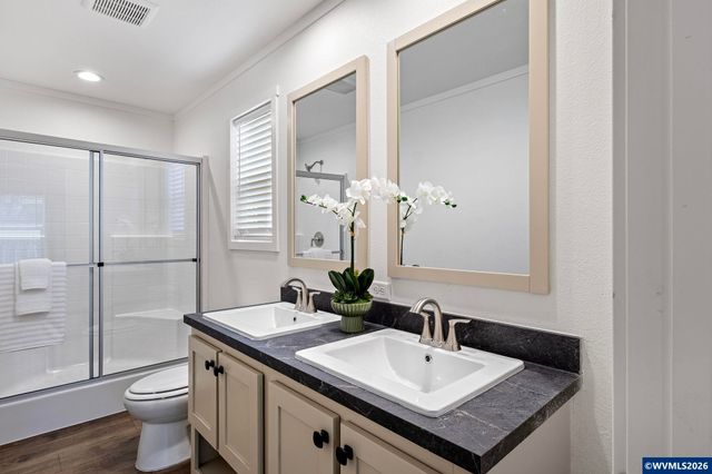 631 E Ellendale Av 206, Dallas, OR 97338