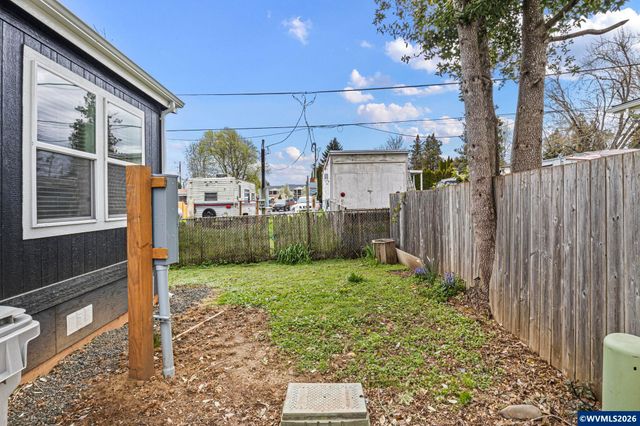 631 E Ellendale Av 206, Dallas, OR 97338