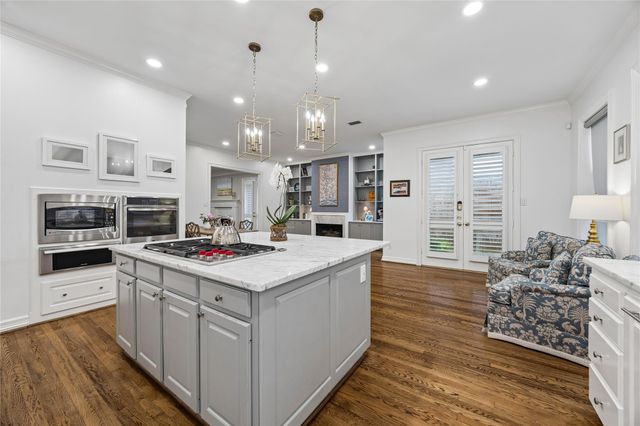 5422 John Dreaper Drive, Houston, TX 77056