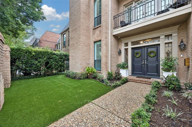 5422 John Dreaper Drive, Houston, TX 77056