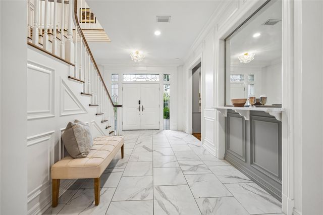 5422 John Dreaper Drive, Houston, TX 77056
