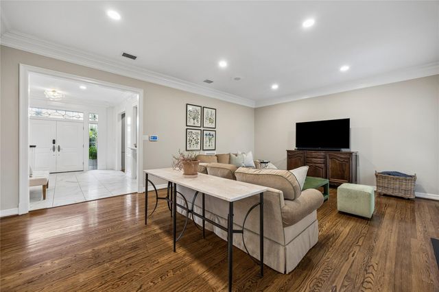 5422 John Dreaper Drive, Houston, TX 77056