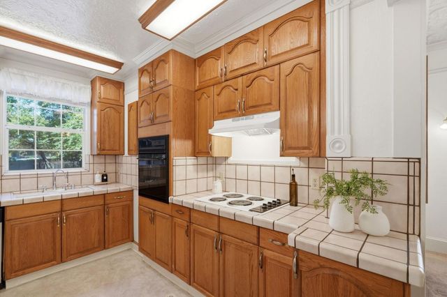589 S Almaden Avenue, San Jose, CA 95110