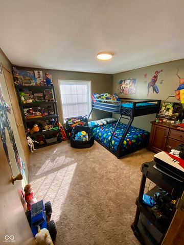 786 E Bonebrake Road, Veedersburg, IN 47987