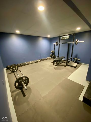 786 E Bonebrake Road, Veedersburg, IN 47987