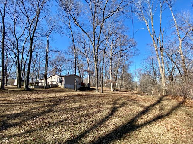 786 E Bonebrake Road, Veedersburg, IN 47987