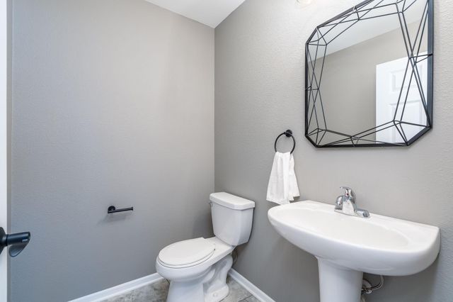 2200 Anchorage Drive, Mankato, MN 56003