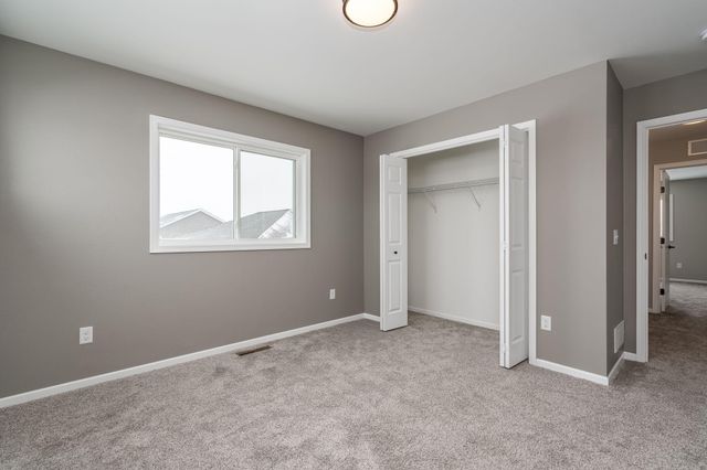 2200 Anchorage Drive, Mankato, MN 56003