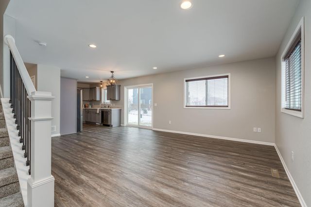 2200 Anchorage Drive, Mankato, MN 56003