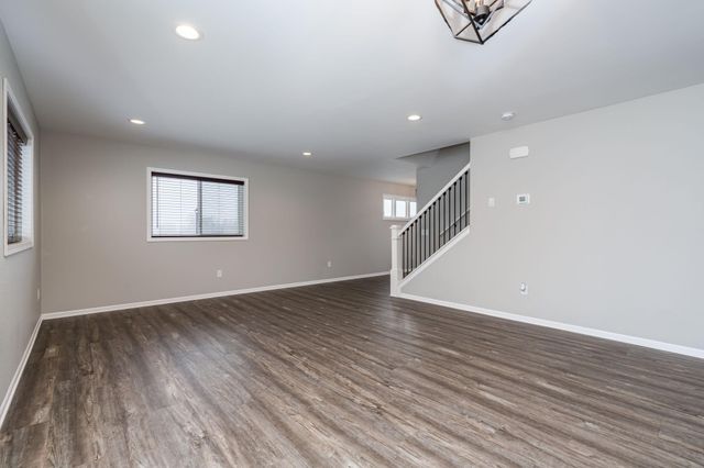 2200 Anchorage Drive, Mankato, MN 56003