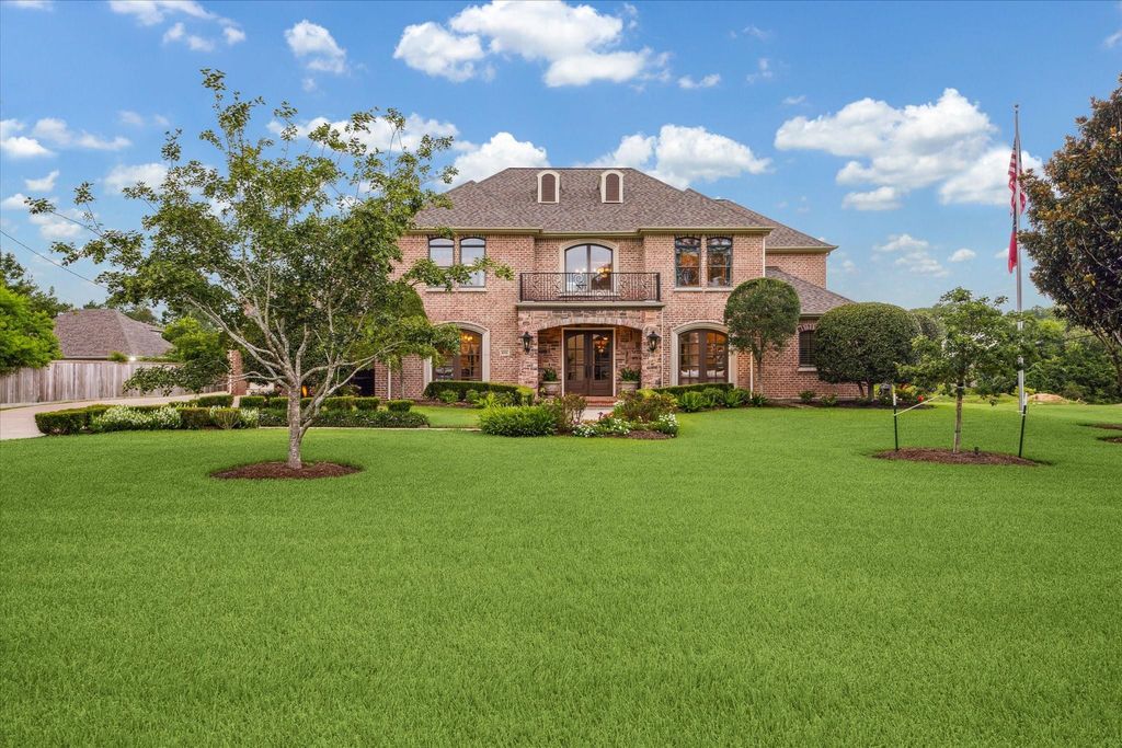 1002 Cowards Creek Court, Friendswood, TX 77546