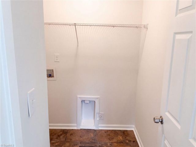 834 Central Park Avenue, Greensboro, NC 27407